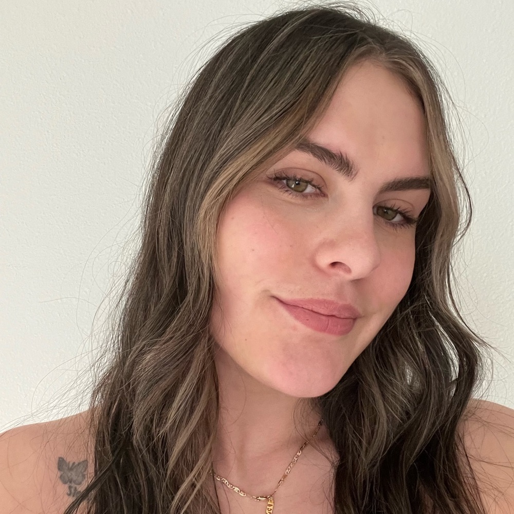 Meet your Posher, Emma